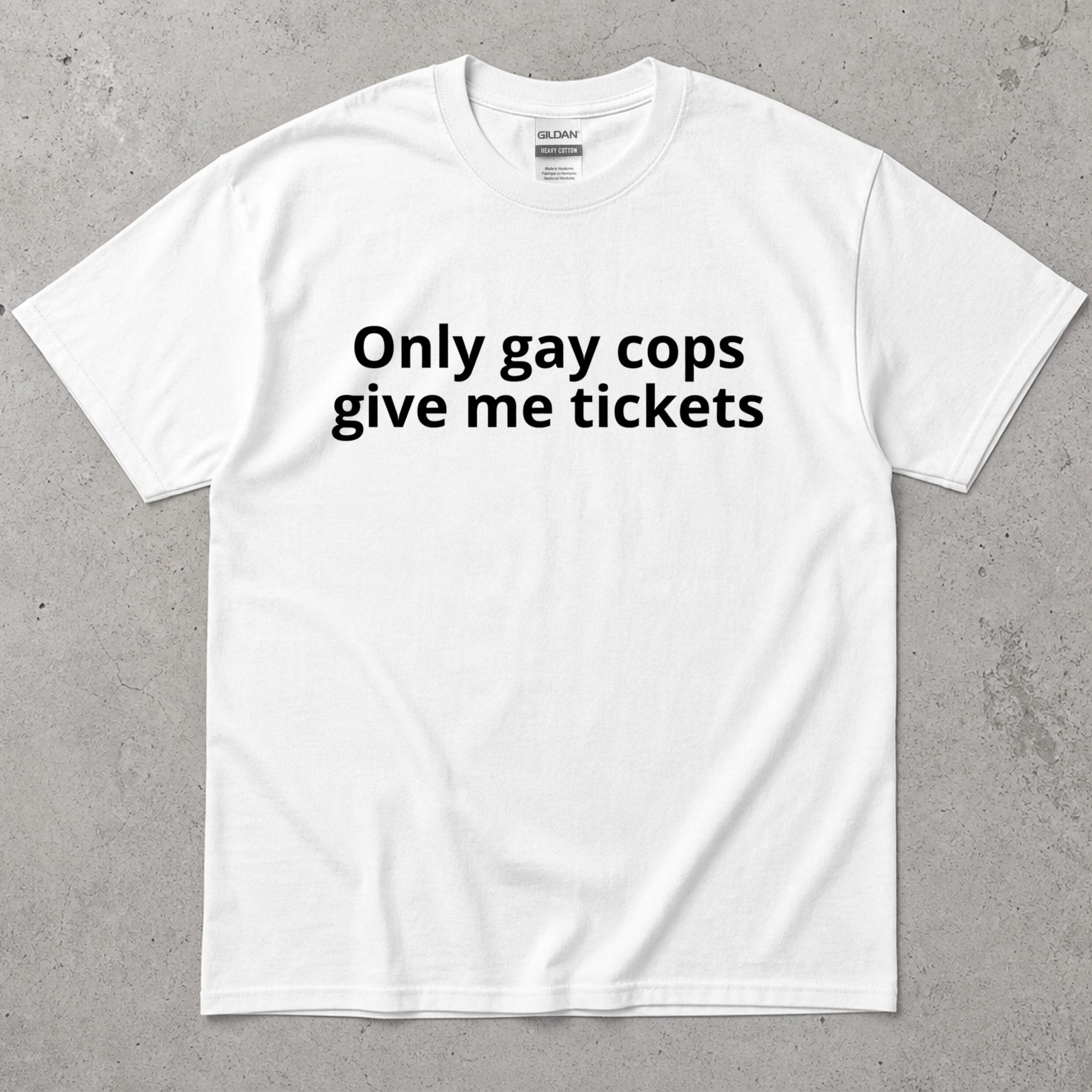 I Am Schizophrenic And I Have A Gun Graphic T-Shirt